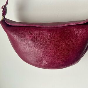 🌺 Orchid Lg Koala Sling Bag - Portland Leather